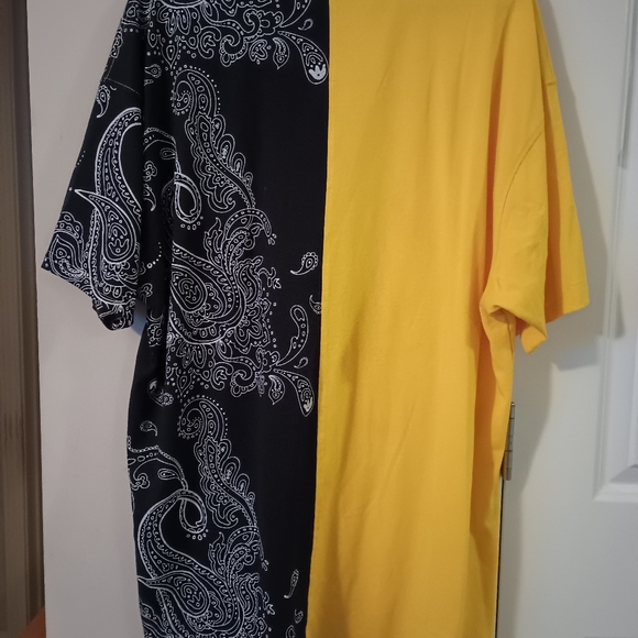 Screenshot brand tshirt - Picture 2 of 6